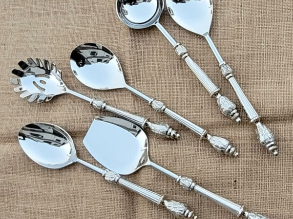 Amála - Chandi set of 6 Serving Spoons in brass