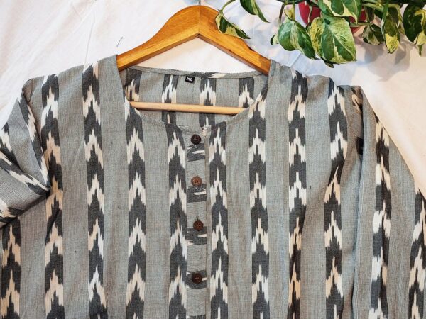 Gray & Black Ikkat Pattern Cotton Contemporary Blouse/Crop Top
